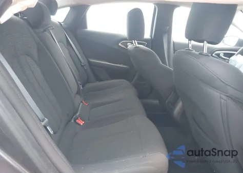 2016 Chrysler 200 Limited from USA, damaged, VIN 1C3CCCAB1GN111745